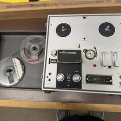 Vintage Akai 1700 4 Track Reel-To-Reel Player 