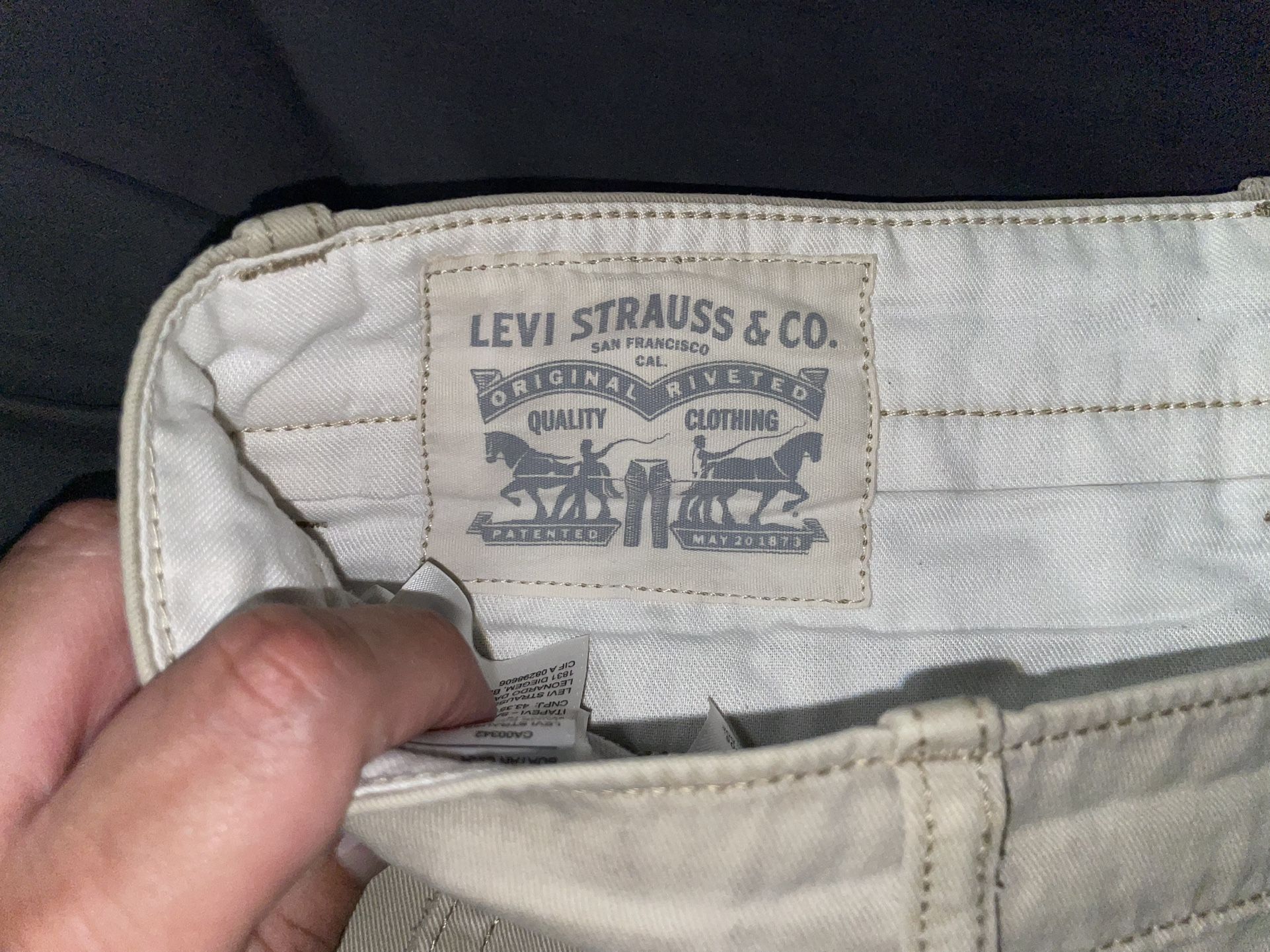 Levi’s Jogger Chinos