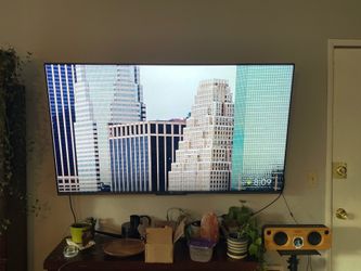 65” TLC LCD tv