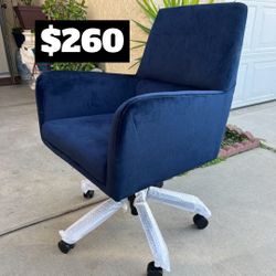 Brand New. Midnight Blue Velvet Mid Century Modern Office Chair. Retails Over $550