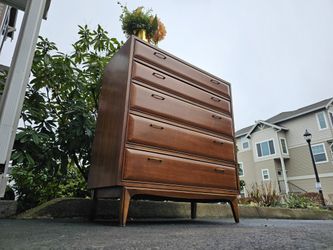MARVELOUS Wood Mid Century Modern Lane "Esteem" Tall Dresser 5 Drawers 
