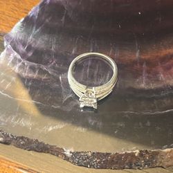 Women’s Diamond Ring Size 8.5