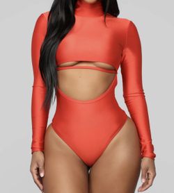 Fashion nova long sleeve body suit