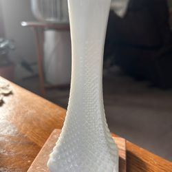 E.O. Brody 175 English Diamond Hobnail Vase White Milk Glass 6" USA Vintage