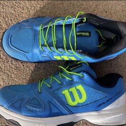 Kids Athletic Shoes, Size 4.5 New condition, worn once