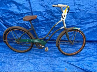 Lot of 3 vintage bikes