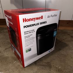 Honeywell - 200sq. Ft. Powerplus HEPA Air Purifier