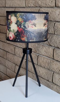 Tripod Tabletop Lamp / Lighting