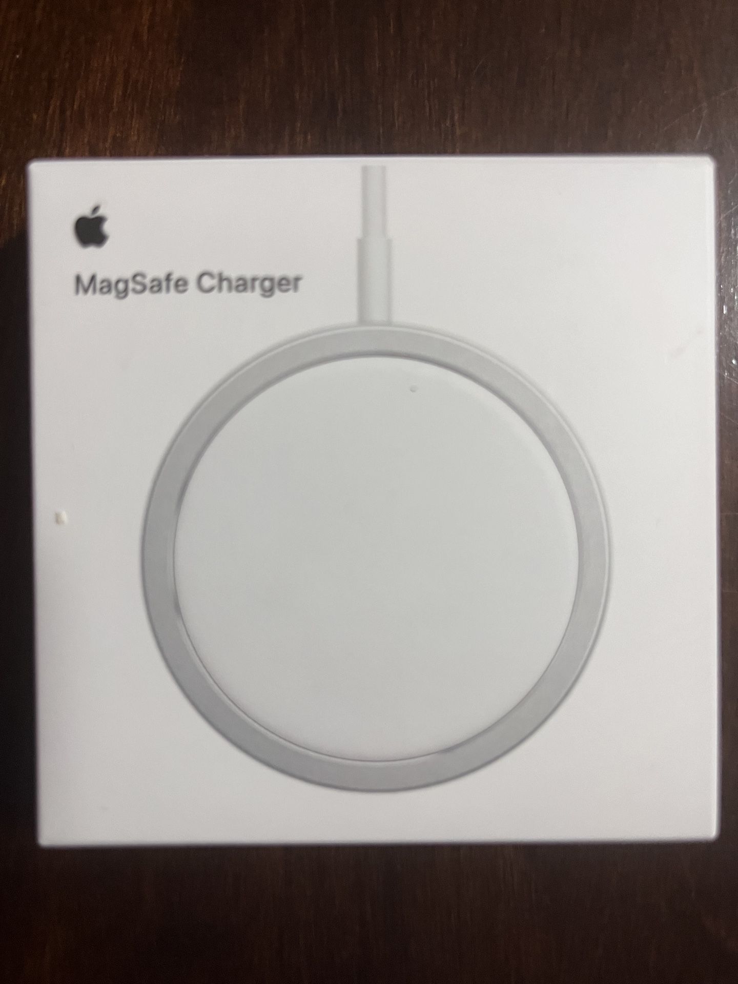 MagSafe charger 
