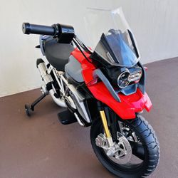 BMW R1200 GS Toy Motorcycle 