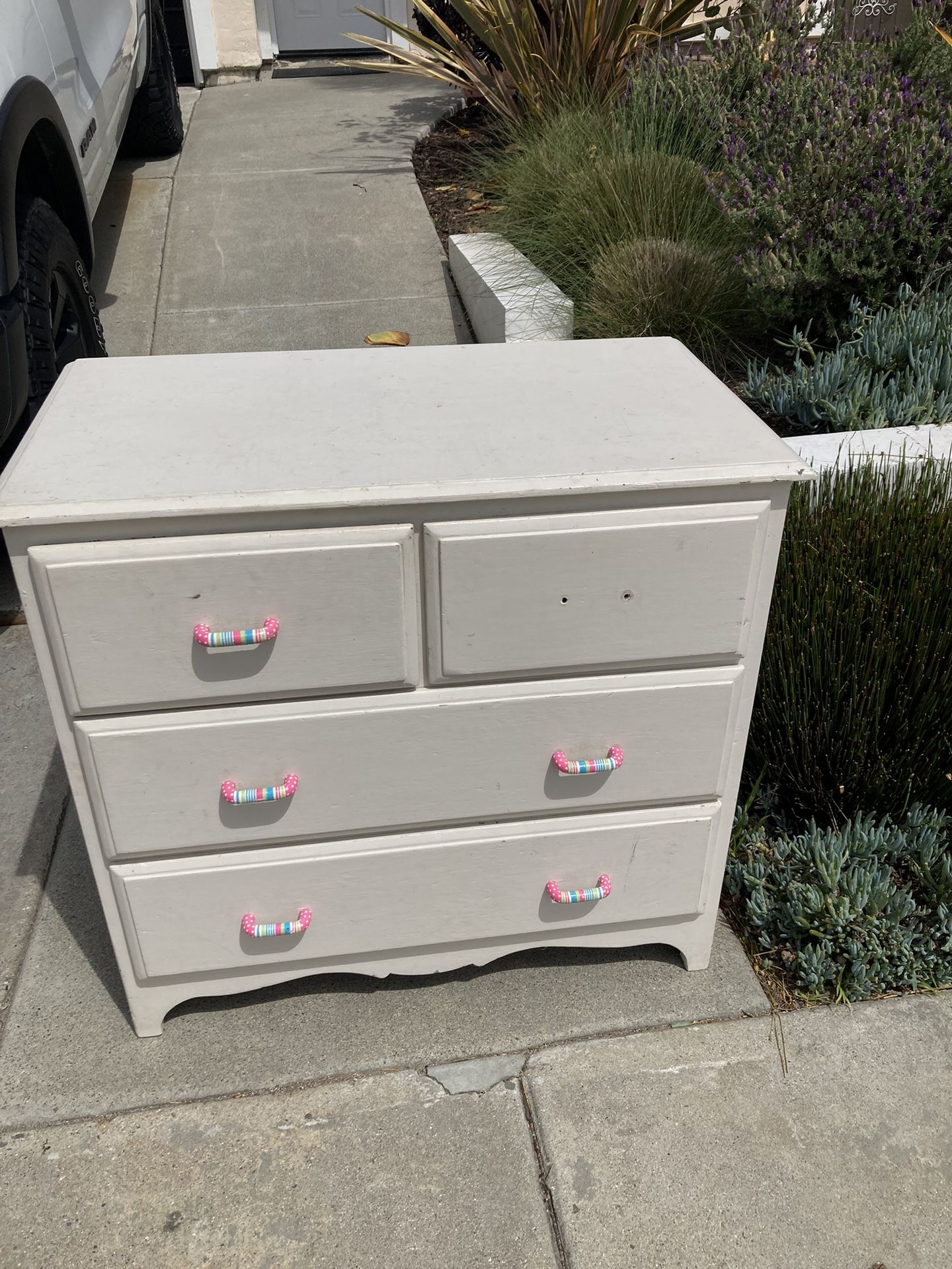 Free dresser