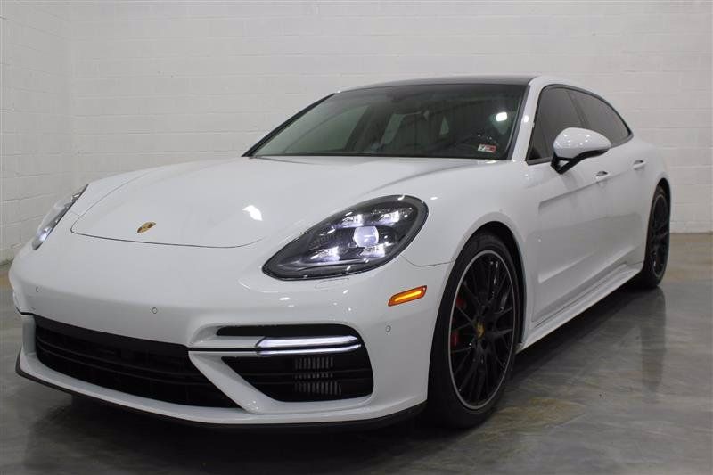 2018 Porsche Panamera