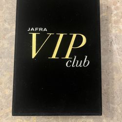 JAFRA VIP CLUB HoneyBee Necklace & Ear Rings 