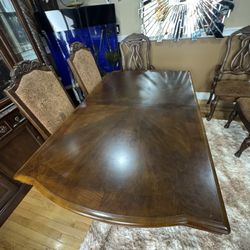 Dining Room Set With Fireplace