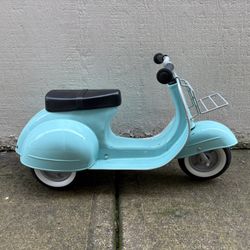 Kids Vespa