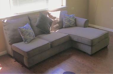 🛋️ Dark Gray Living Room Set – Couch with Chaise + Matching Oversized Club Chair