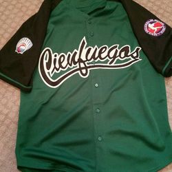 Jose Abreu Autographed Jersey for Sale in Rancho Cucamonga, CA - OfferUp