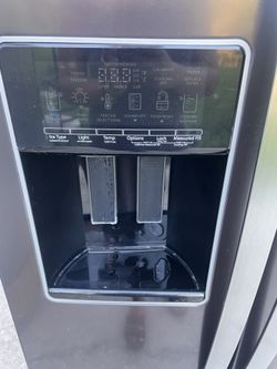 Side By Side Whirlpool 28 Cu Ft Stainless  Garage 