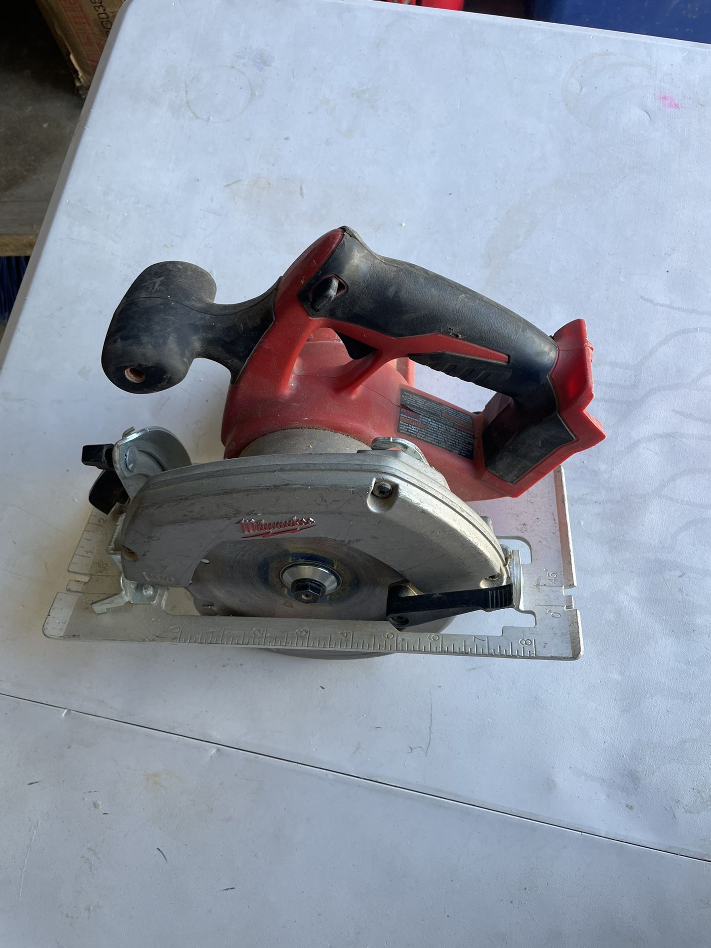 Milwaukee Circular Saw (Not Working )
