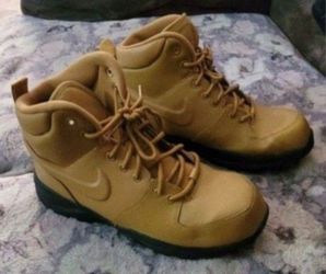 Kids Nike Boots