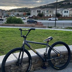 Throne fixie wheelie bike 