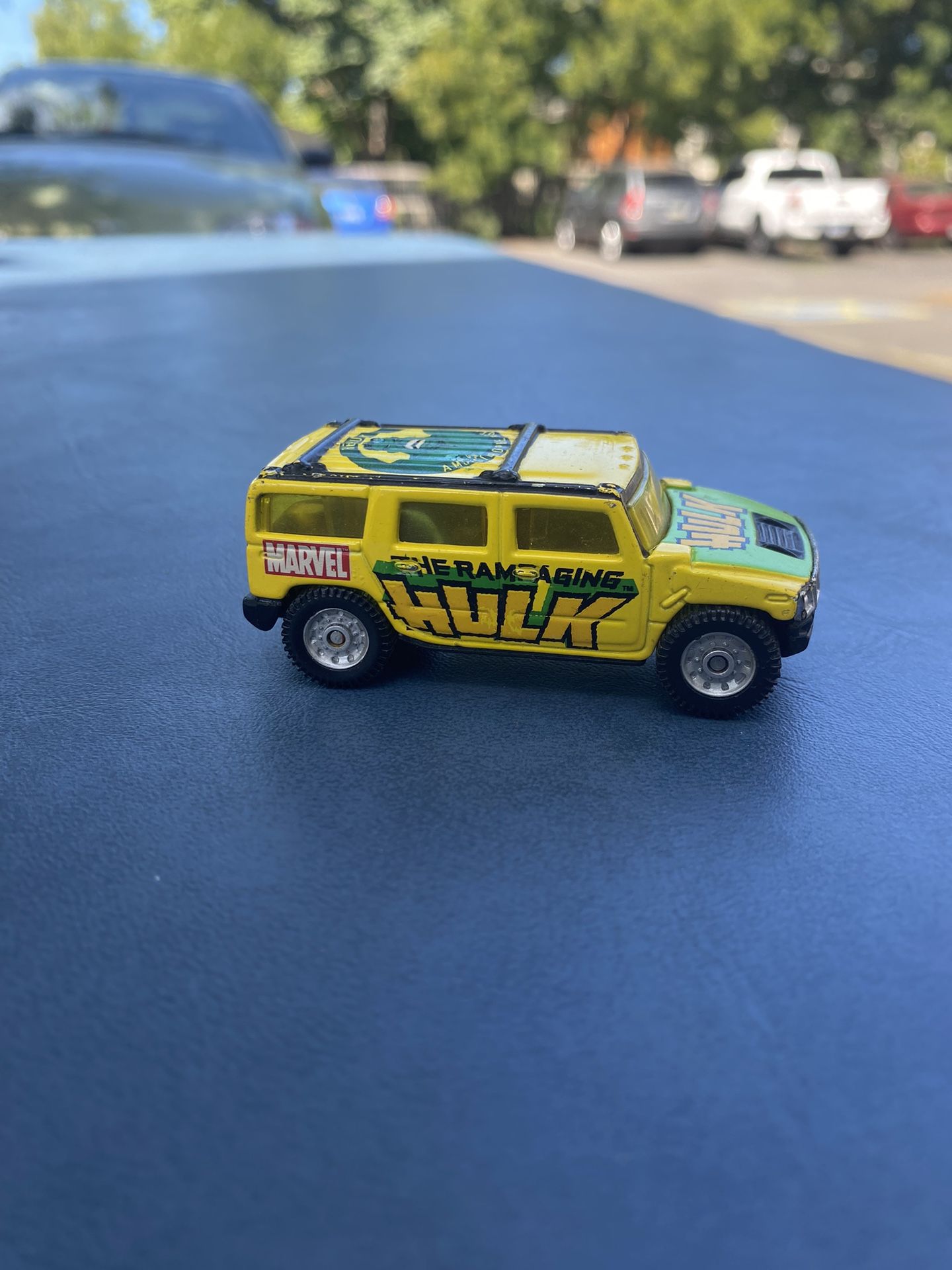 yellow and green Hulk Hot wheel Toy car
