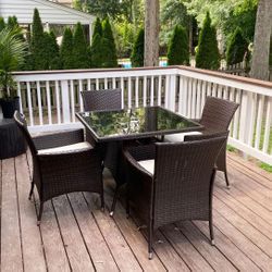 New in Box $250 (5pcs) Wicker Dining Set Outdoor Patio Furniture 35x35” Glass Table with Umbrella Cutout, 4 Chairs