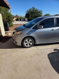 2011 Toyota Sienna