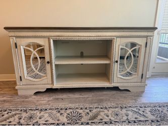 Realyn Chipped White And Distressed 74" TV Stand