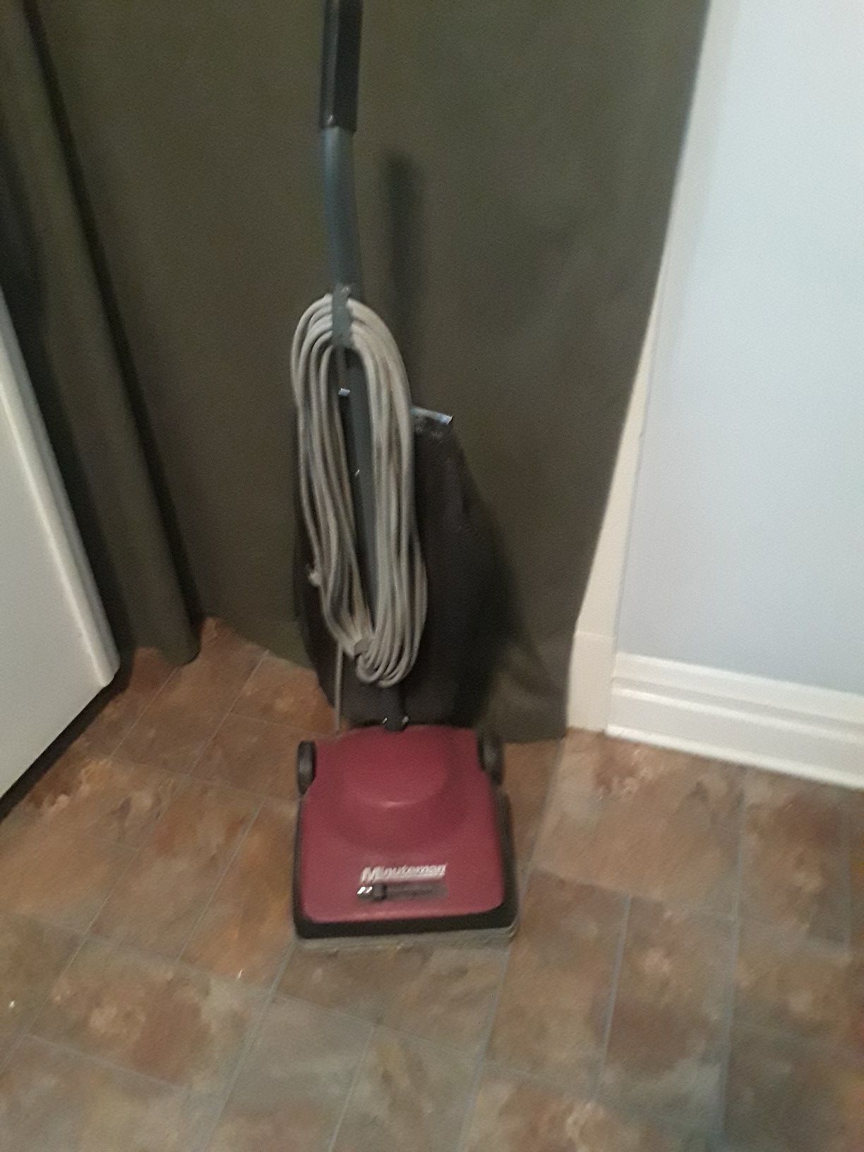 Commercial vacuum - good condition