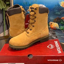 WORK BOOTS 🥾// WOLVERINE//WATERPROOF// Size (8)(10.5)(11) ❗️Only ❗️