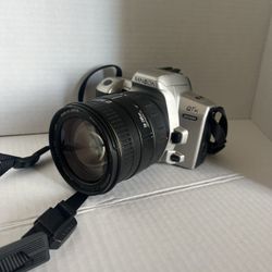 Quantaray 28-200mm Aspherical IF 1:3.5-5.6 AF Zoom Lens For Minolta QTSI body 