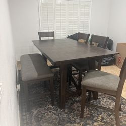Dinning Room Table