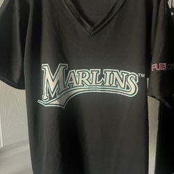 ⚾️ Miami Marlins V-Neck T-Shirt | #17 Jacobs | XL