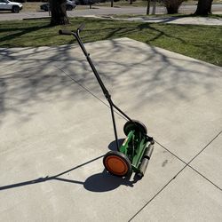 Scott's 16 in. Manual Walk Behind Push Reel Lawn Mower