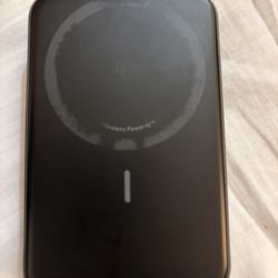Anker MagGo Power Bank,