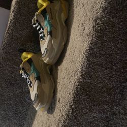 Balenciaga Green And Yellow Size 37