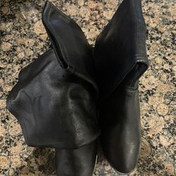 Knee High Boots ; Size 9 ; Never Used