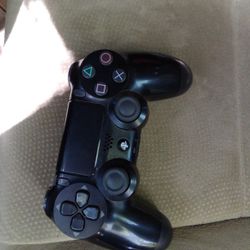 PS4 Controller 