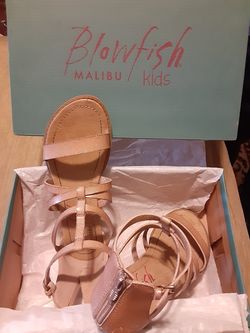 Blowfish Malibu kids sandals size 5
