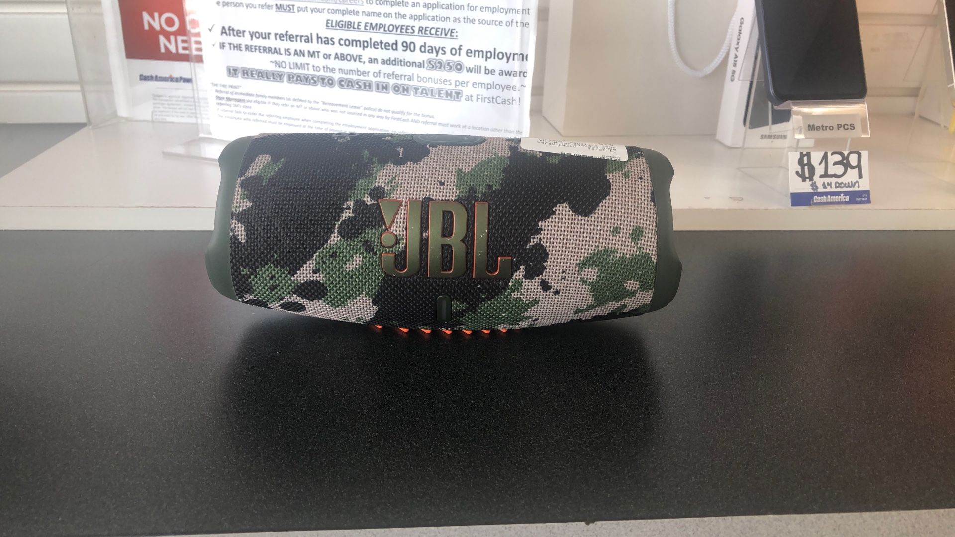 JBL BLUETOOTH SPEAKER