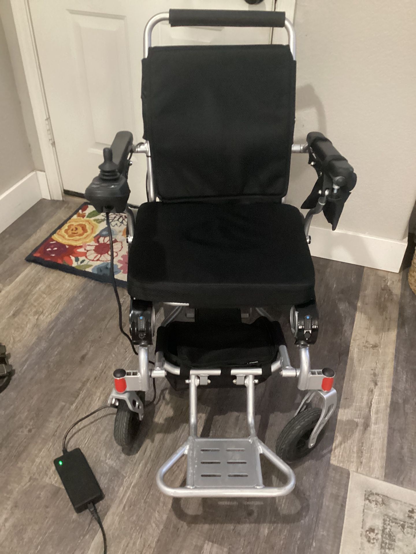 Eagle HD Portable Folding Power Wheelchair *ONLY USED 3 TIMES* 400 lb Weight Limit