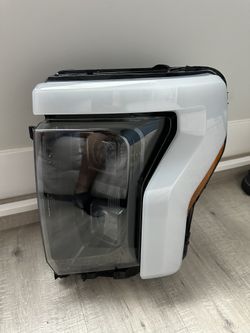 FORD F150 LIGHTING HEADLIGHT LEFT SIDE 2022-2023-2024-2025 LED OEM