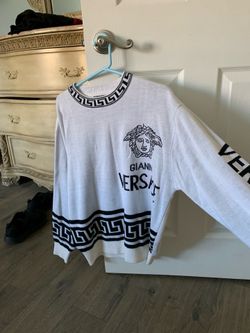 Designer sweater. Xl. Versace