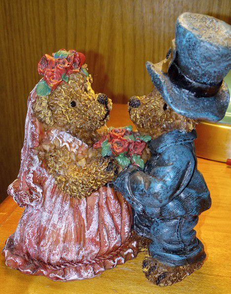 wedding bride & groom bears cake topper