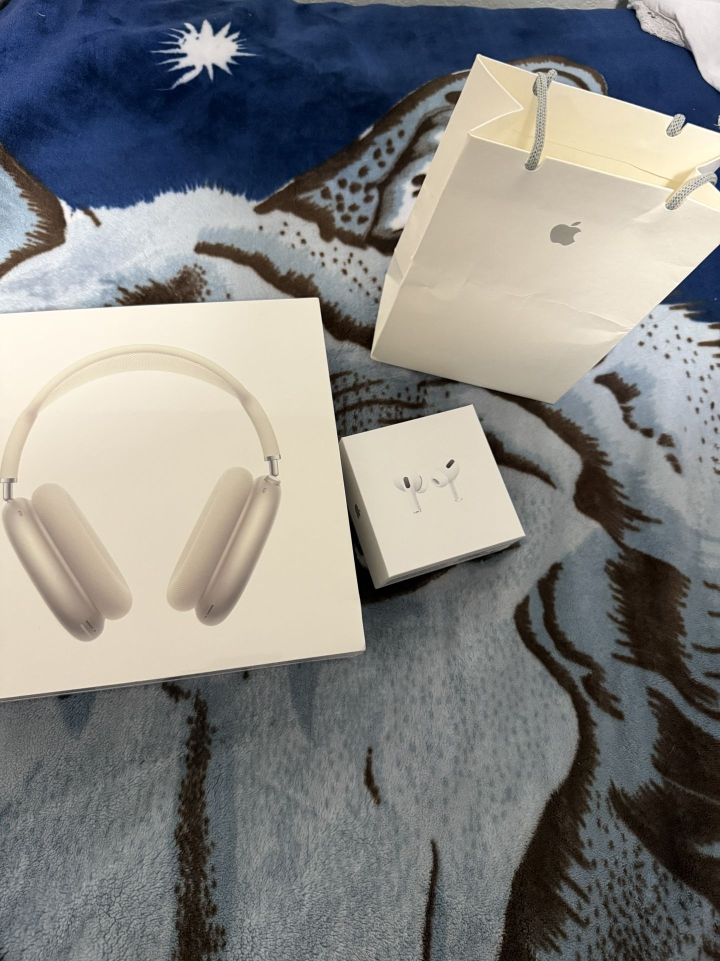 AirPods Pro And AirPods Max