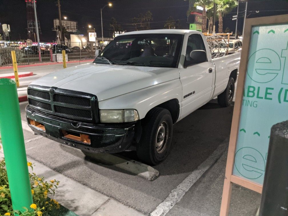 99 Dodge Ram 1500 5.2 Motor Long Bed