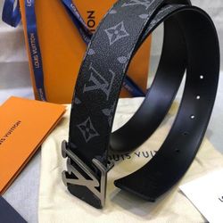 Louis Vuitton Belt 