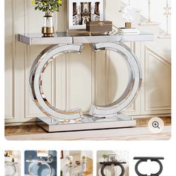Mirrored Console