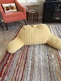 Large Yellow Lounger Pillow. Like New. $8.00